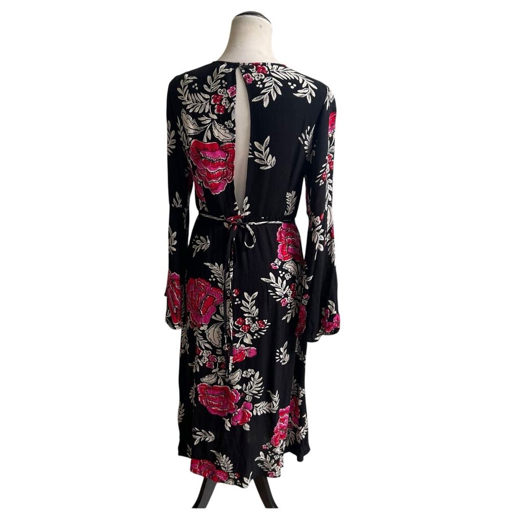 Billabong Women's Floral Whispers Wrap Dress Size Med Black Multi Bell Sleeves - Picture 4 of 12